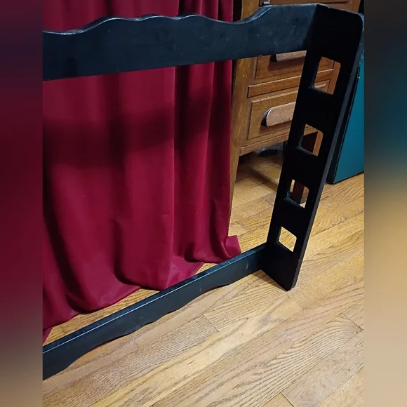 Black Wall Rack - Picture 13 of 13